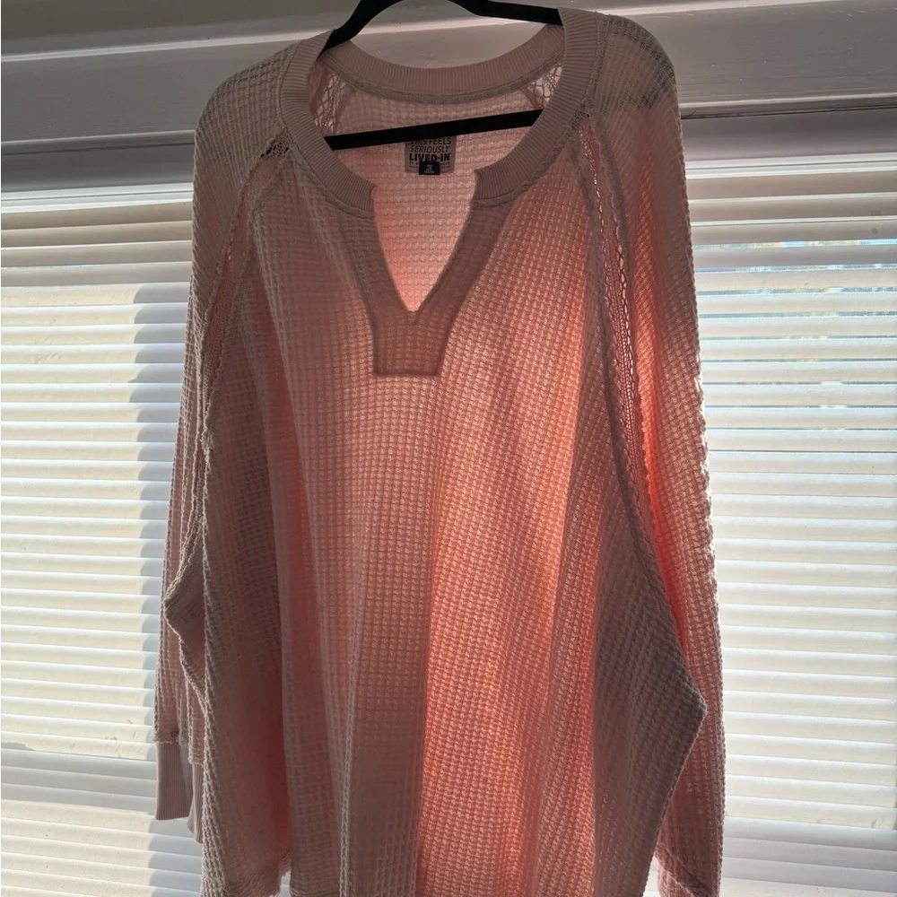 American Eagle Outfitters Light Pink Knit Top - Picture 1 of 2
